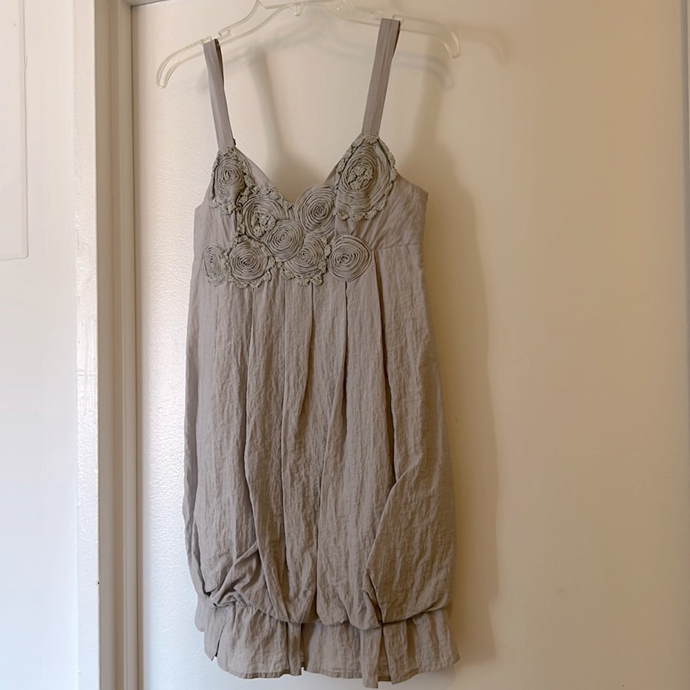 Bebe Size S Gray Bubble Dress